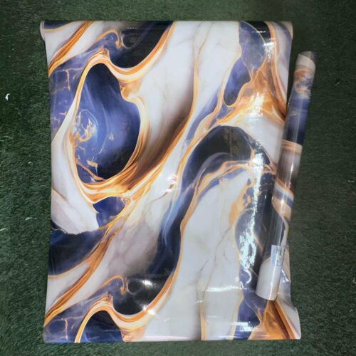 Ce papier peint (ou revêtement adhésif) présente un motif marbré ou abstrait extrêmement audacieux, artistique et luxueux avec un mouvement de vagues prononcé.
autocollant 10m*0.60cm